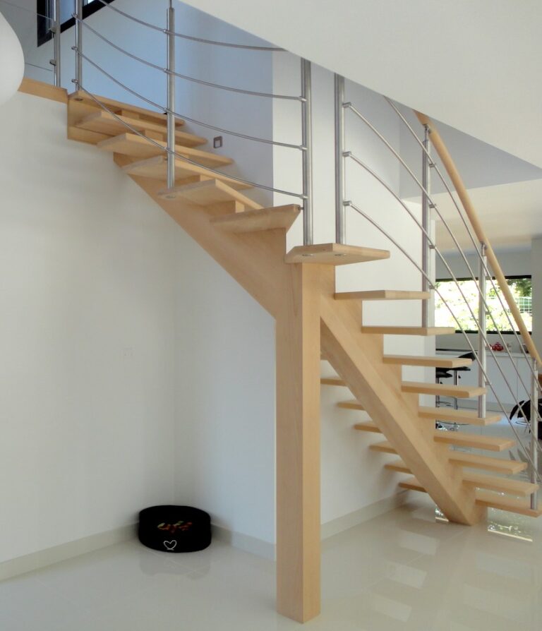 escalier bois quart tournant sans contremarches hallou