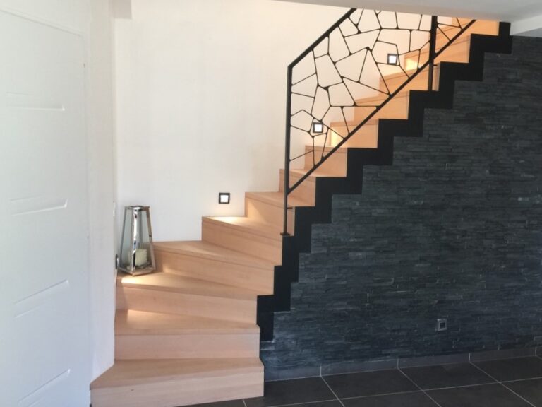 Escalier quart tournant bas limon métal ZZ avec contremarche rampe transat remplissage écaille